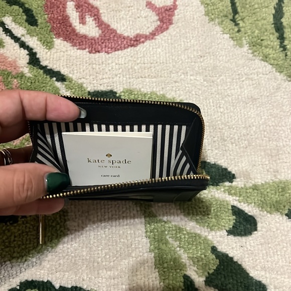 Kate spade wallet - Picture 3 of 3